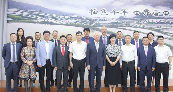 葡萄牙中華總商會(huì)會(huì)長(zhǎng)蔡文顯率旅葡僑領(lǐng)訪問團(tuán)考察中國(guó)·安特集團(tuán)
